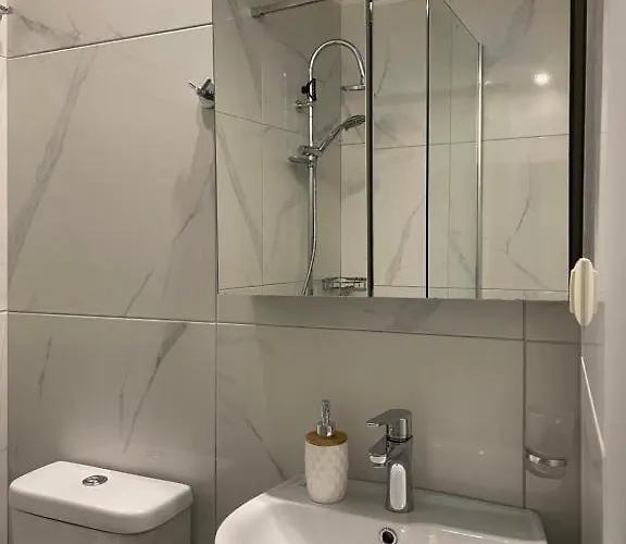 Daire Leonora's Prínos